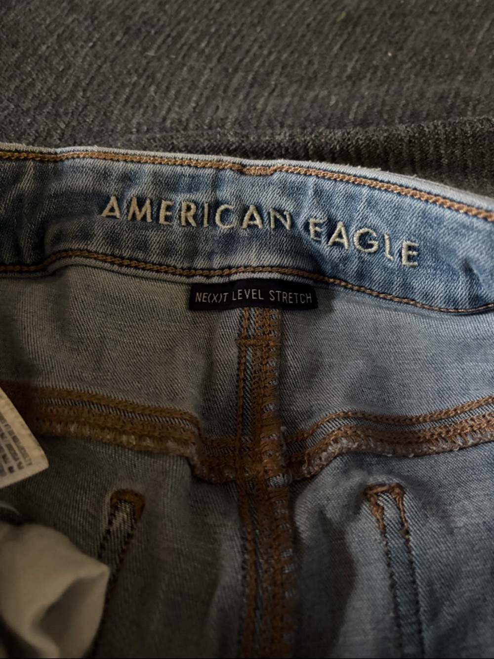 American Eagle Outfitters Light Blue Skinny Jeans | Size 6 - Picture 5 of 13